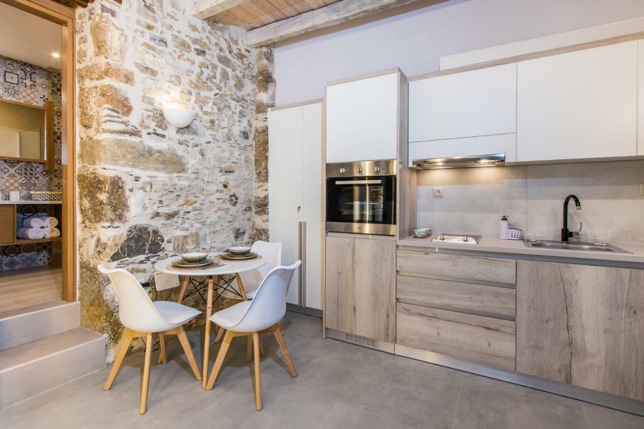 Stairs Homes & Suites Kamaria  Екстериор снимка