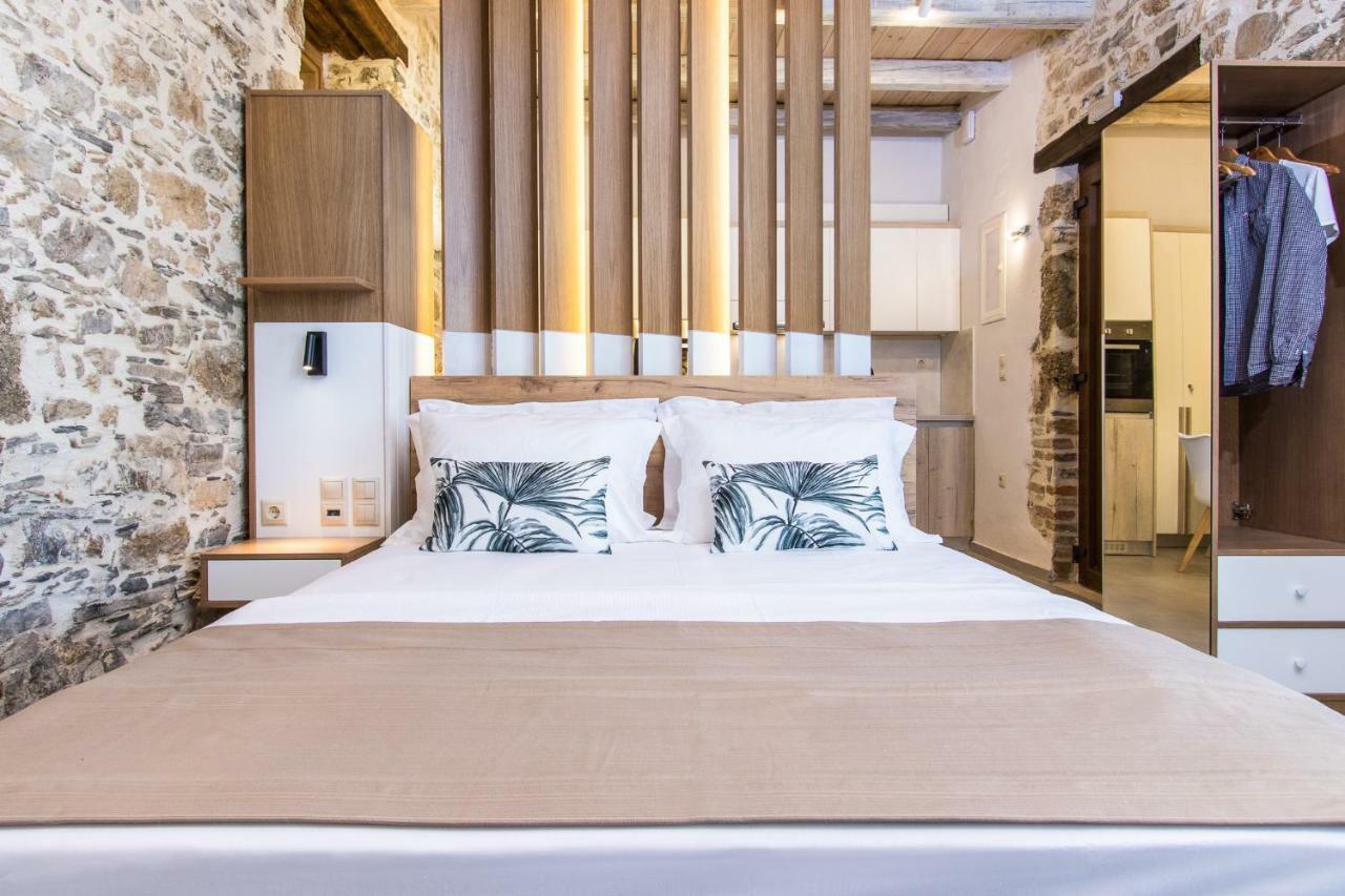 Stairs Homes & Suites Kamaria  Екстериор снимка